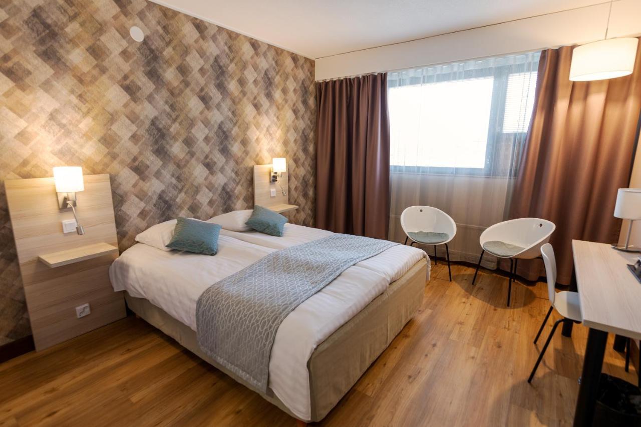 Hotel Kivitasku การินา ภายนอก รูปภาพ
